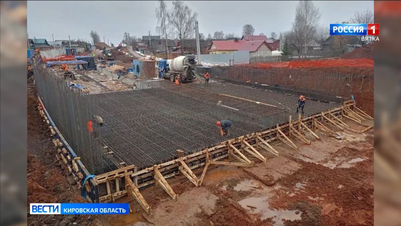 В Нововятске продолжается строительство тоннеля под Транссибом