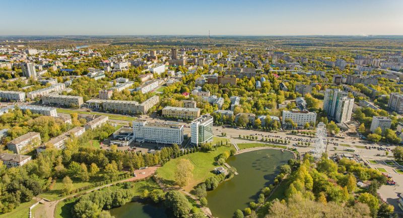 В администрации Кирова рассмотрят все предложения по использованию разделительной полосы Октябрьского проспекта