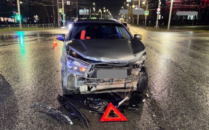 В Кирове травмирована 8-летняя девочка после ДТП на Московской