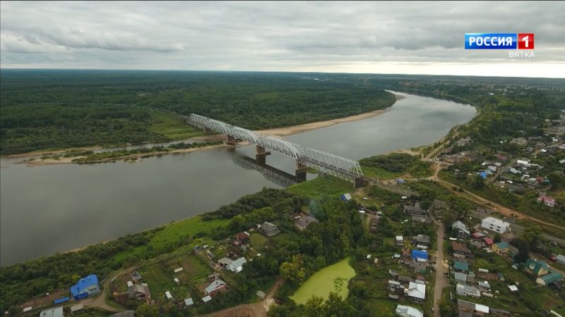 В следующем году планируют завершить строительство школы в Котельниче