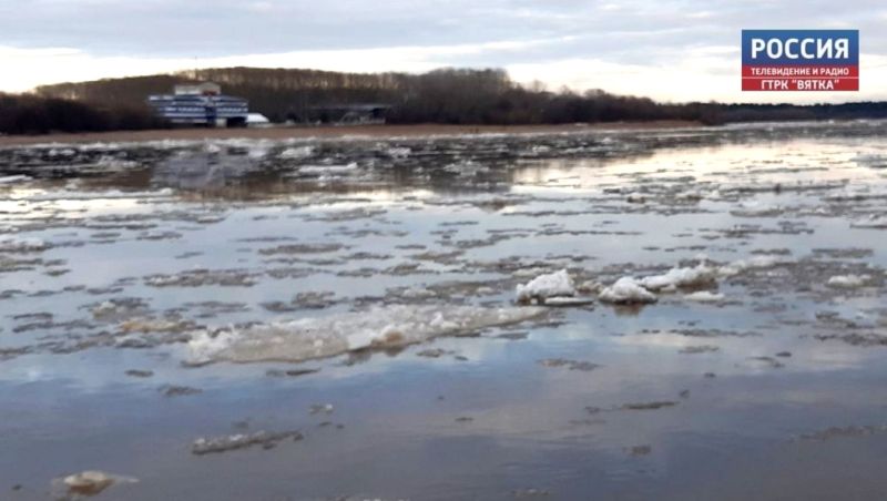 Уровень воды в Вятке составляет 151 см от нулевого поста