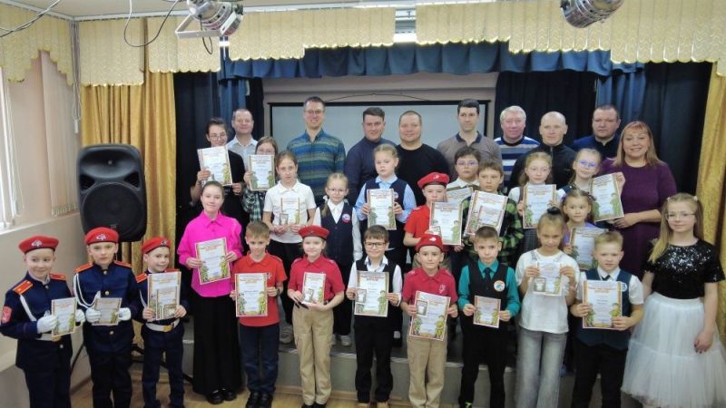 В Кирове прошел II городской творческий конкурс «Папа – моя гордость!»