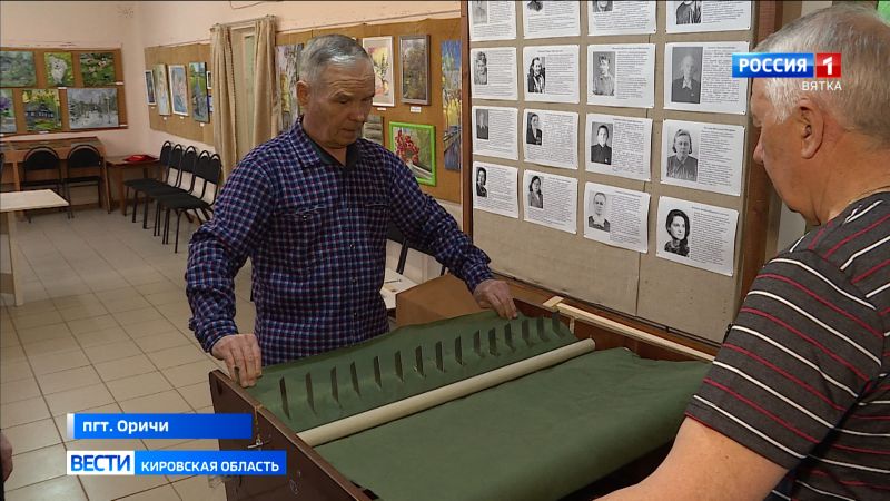 В волонтерской мастерской Оричевского музея появились самодельные станки для изготовления маскировочных сетей