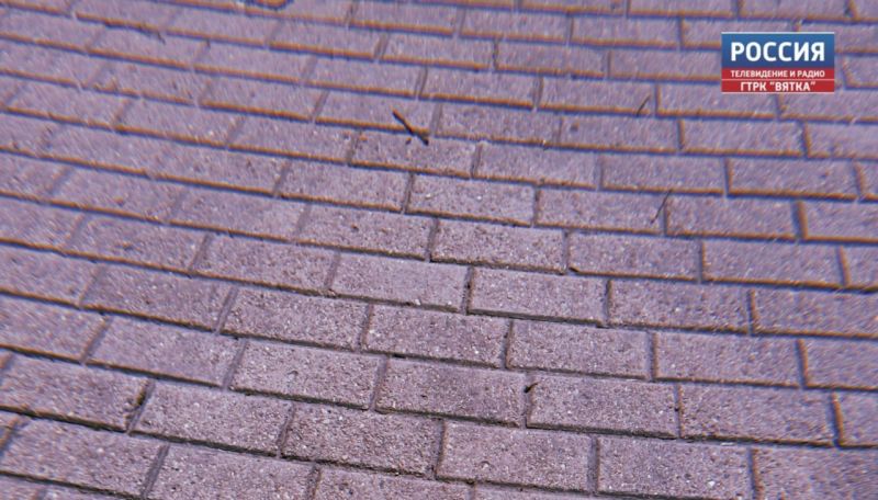 Тротуары в Слободском и Вахрушах приведут в порядок