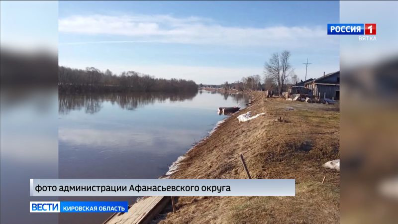 Лодочные переправы у посёлка Камский и у деревни Светлаковы приступили к работе