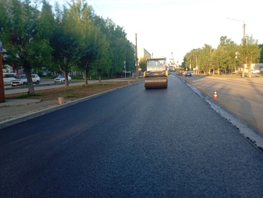 Две отремонтированные дороги в Кирове готовят к приемке