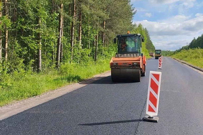 В Верхнекамском округе продолжается ремонт дороги Омутнинск – Песковка – Кирс