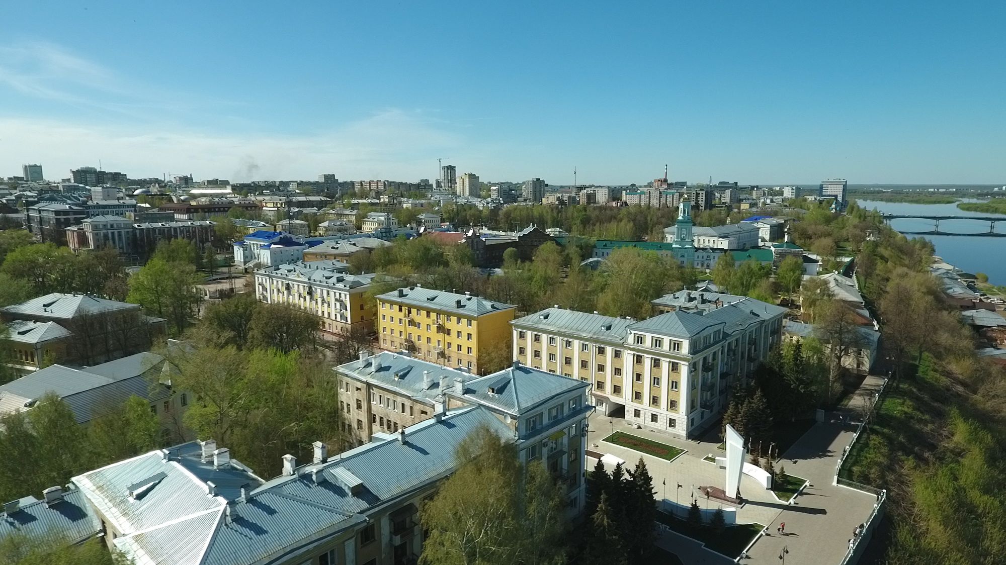 В Кирове распределили квартиры детям-сиротам