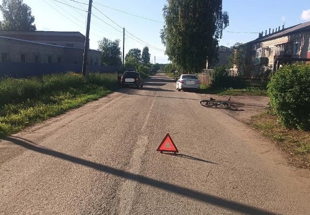 14-летний велосипедист пострадал на дороге в поселке Кумены