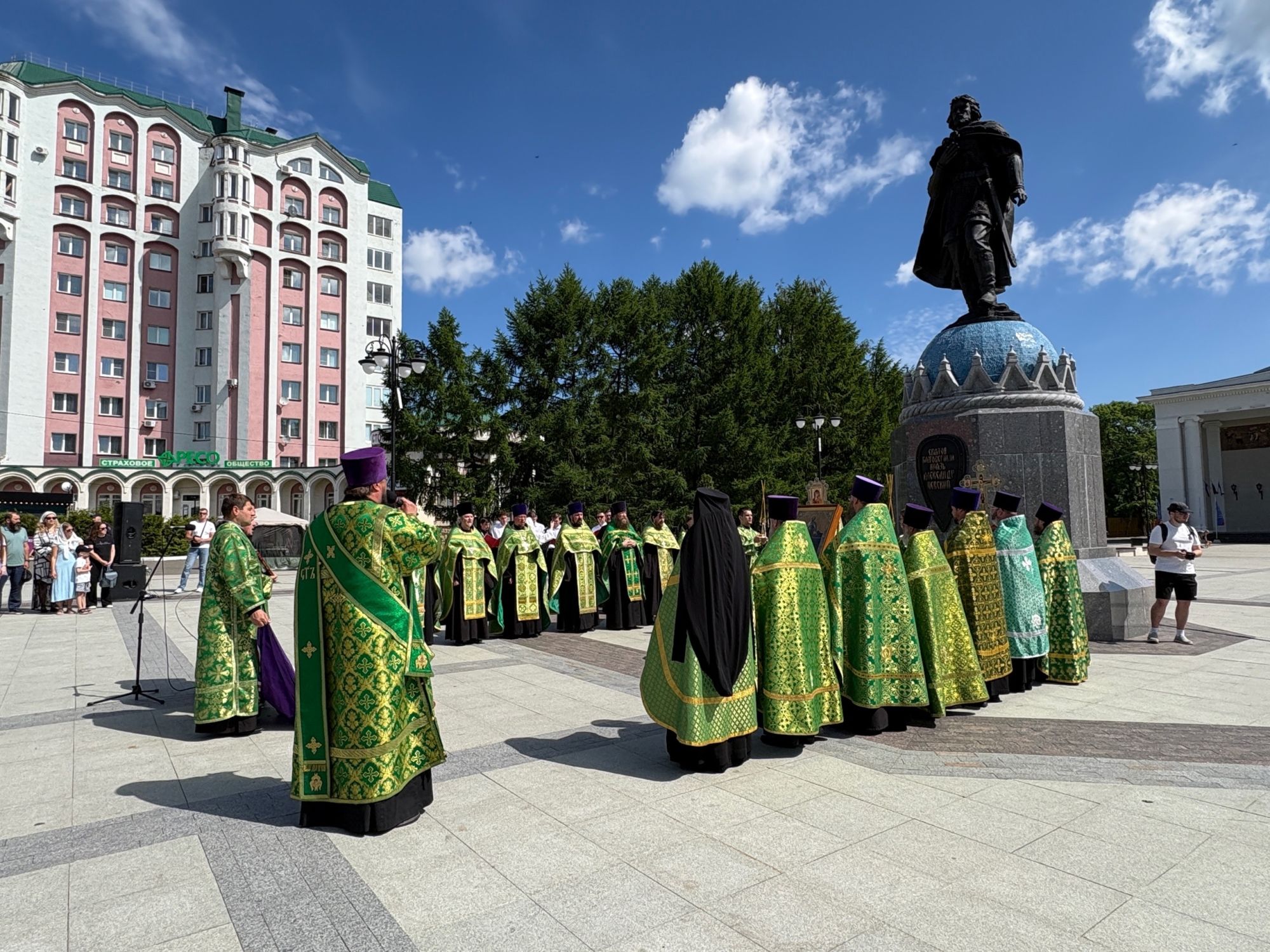 В Кирове отслужили молебен, посвященный Дню рождения Святого Благоверного князя Александра Невского