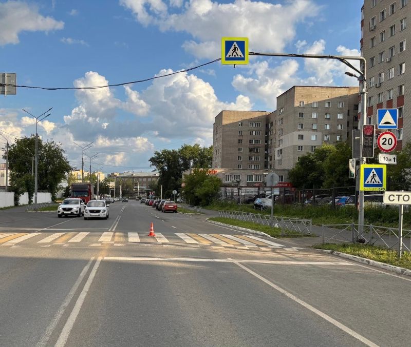 Неизвестный сбил в Кирове 24-летнего пешехода и скрылся