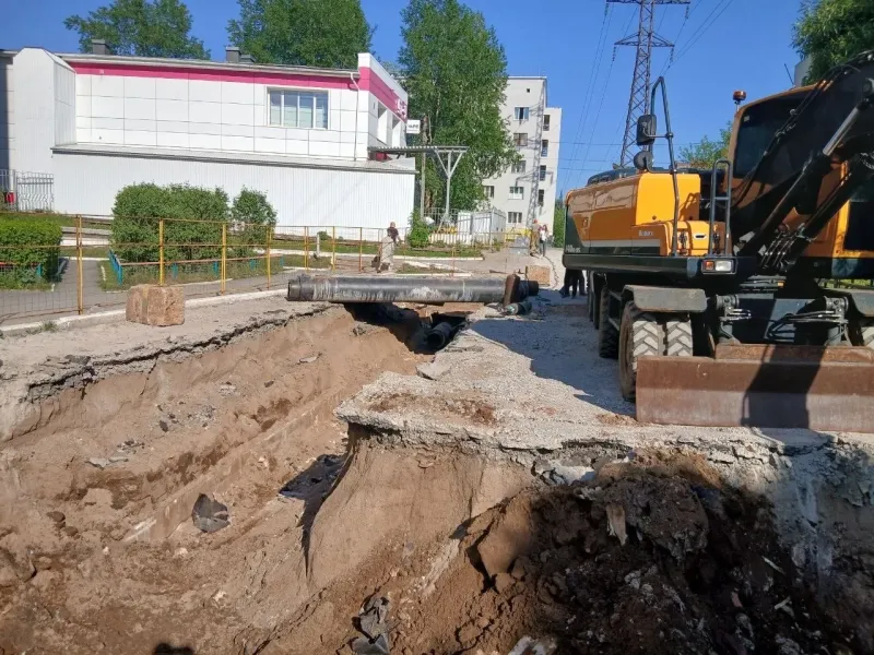 К сентябрю 2026 года на улице Стахановской появится новая дорога, тротуары и освещение