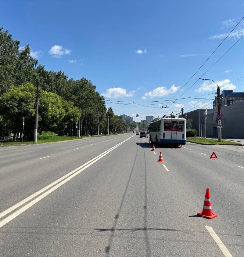 За минувшие выходные дни в Кировской области в ДТП погиб один человек и 24 пострадали