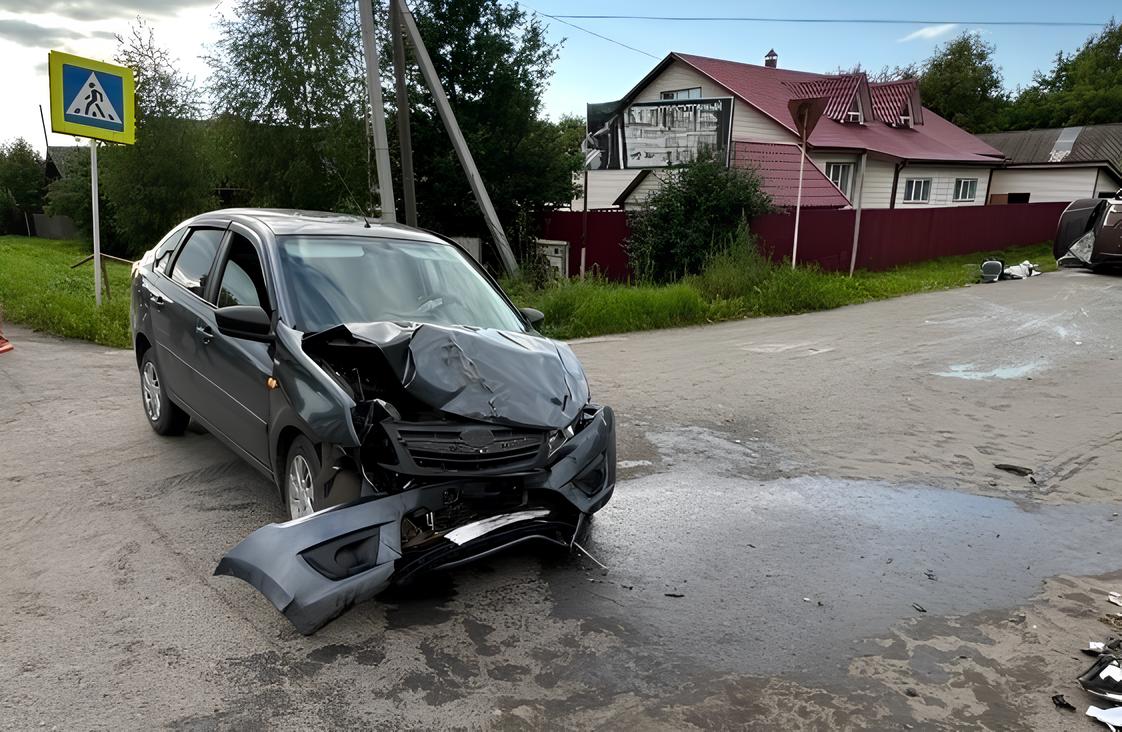 В результате ДТП в Зуевке семь человек получили травмы