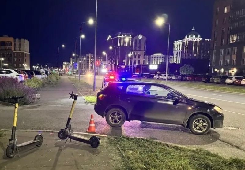 В Кирове в ДТП пострадали подростки на электросамокате