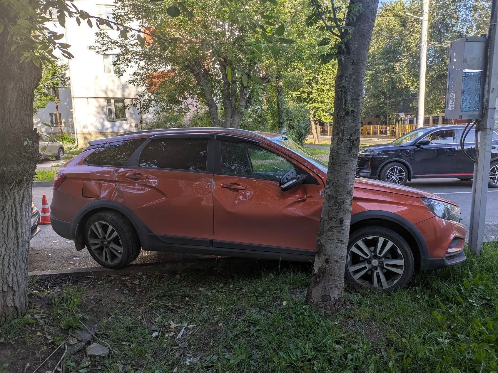 В Кирове в ДТП пострадали 3 ребенка
