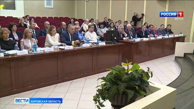 Александр Соколов провел выездное заседание правительства Кировской области