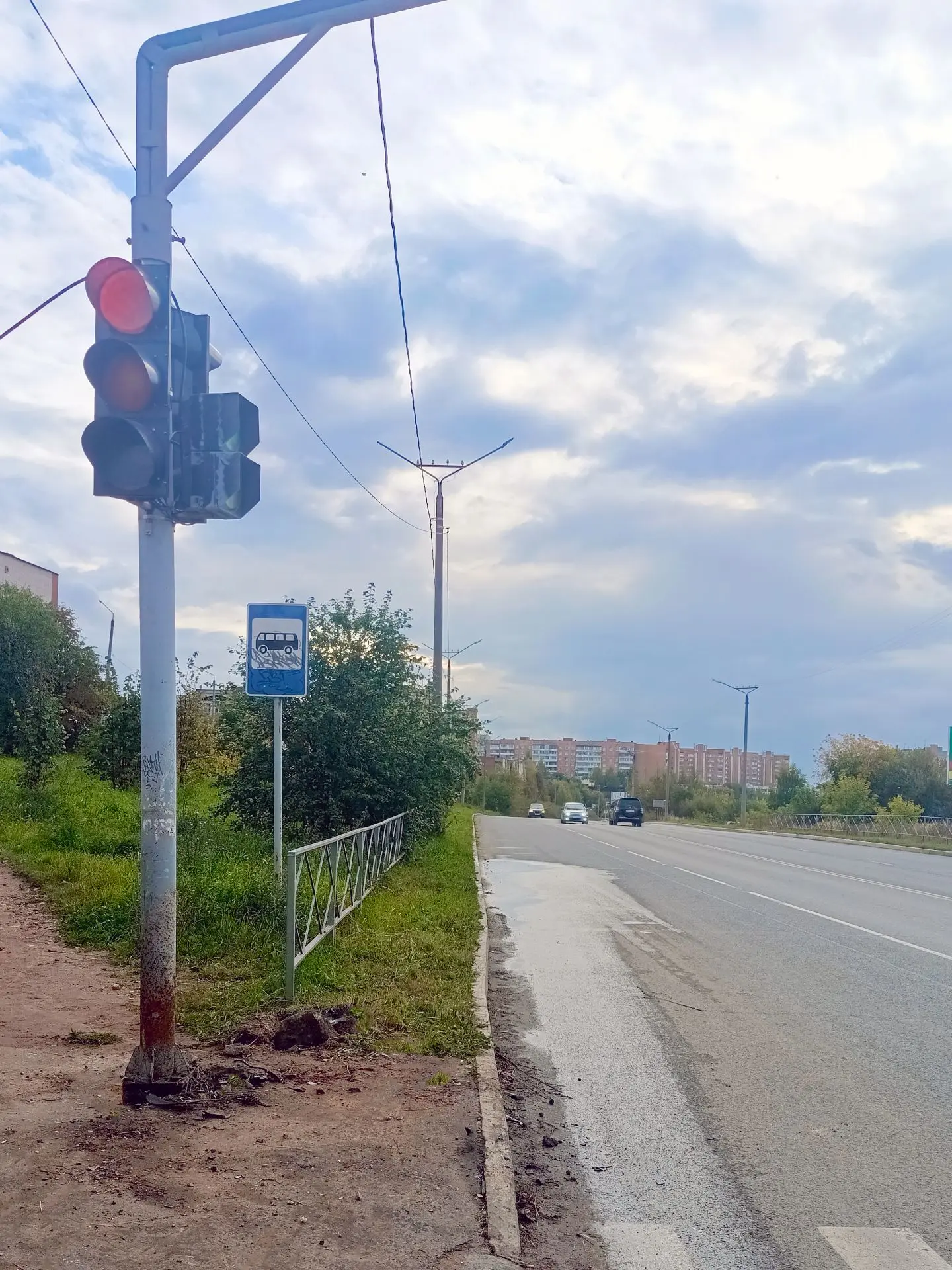 В Кирово-Чепецке восстановлена работа сбитого накануне светофора
