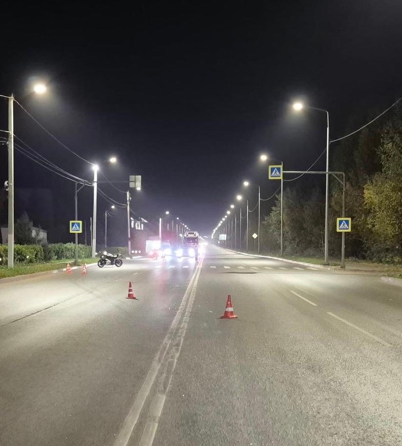 В Кирове на Победиловском тракте не разъехались мотоцикл и «Жигули»