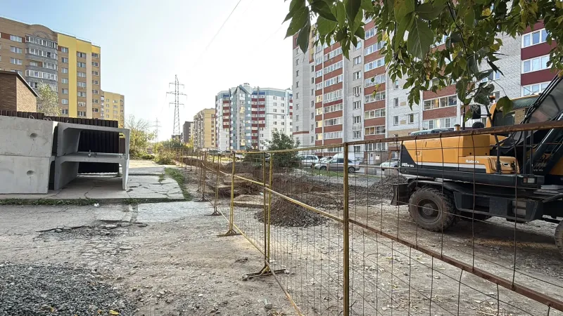 В Кирове перекрыто движение по улице Стахановской в рамках капремонта