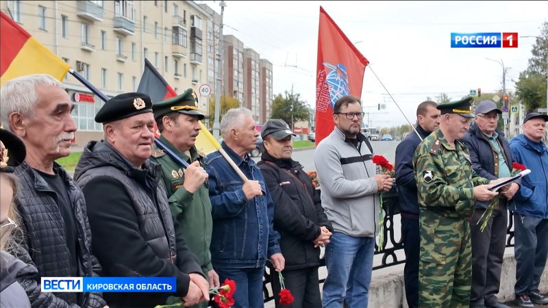 Кировчане отметили День танкиста