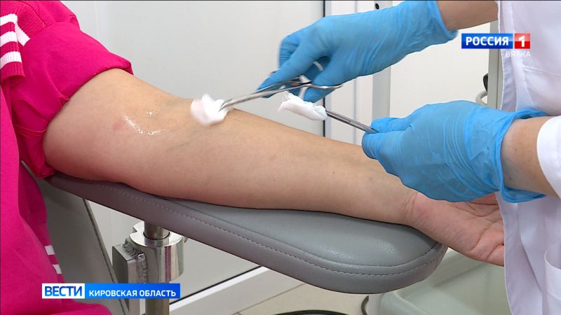 Еще 886 кировчан впервые стали донорами
