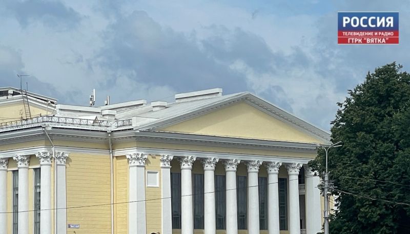 В Кирове проходят гастроли Московского академического театра сатиры