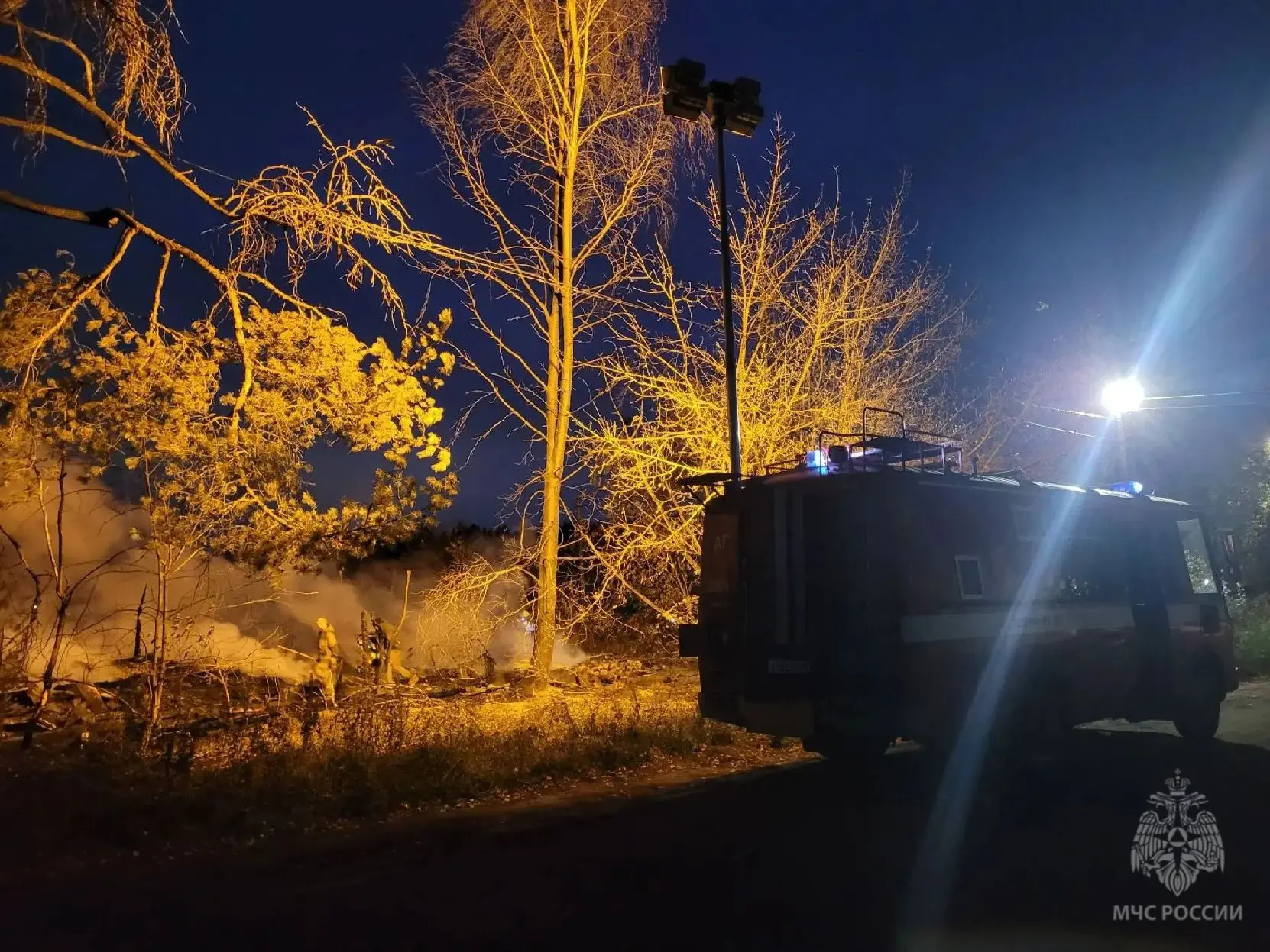 В Сидоровке из-за детской шалости сгорели 16 хозпостроек