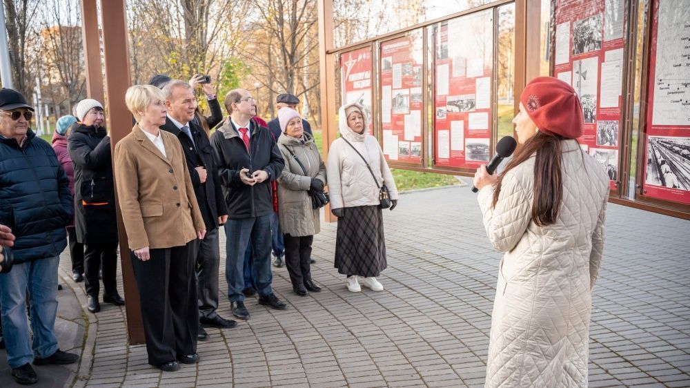 В кировском Сквере Трудовой Славы представили выставку под открытым небом «И поэтому мы победили!»
