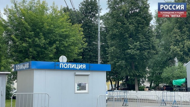 24-летний юноша чуть не лишился обручального кольца из-за конфликта с незнакомцем в Нововятском районе