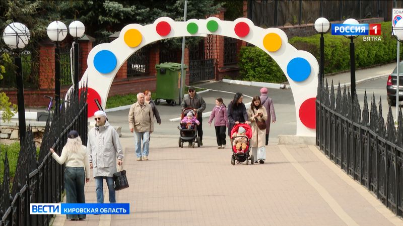 В Кировской области в этом году декретный отпуск оформили 900 отцов