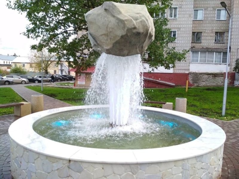 Фонтаны города Кирова готовят к зимнему периоду