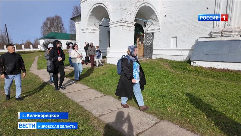 Участники Третьего Всероссийского Медиафорума «Народные промыслы России» посетили село Великорецкое